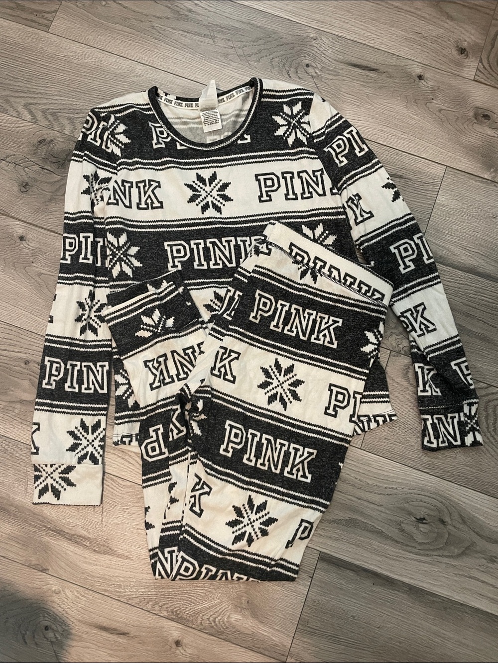 PINK Victoria's Secret Black & White Logo Knit Loungewear Set
